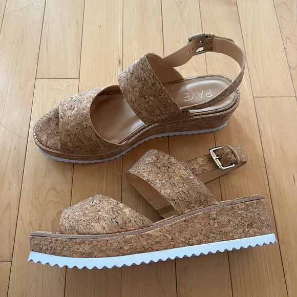 Never worn cork platforms - Picture 1 of 3